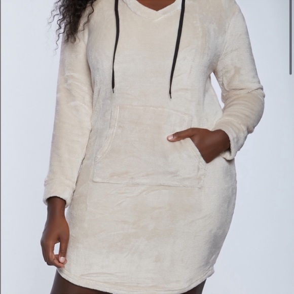 NWT| L-1X| TCB| COCO NUDE SHERPA FLEECE HOODED DRESS W POCKET| NEW - Picture 2 of 14